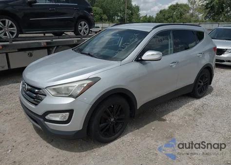 2013 Hyundai Santa Fe Sport 2.0T z USA, uszkodzony, nr VIN 5XYZUDLA8DG055576